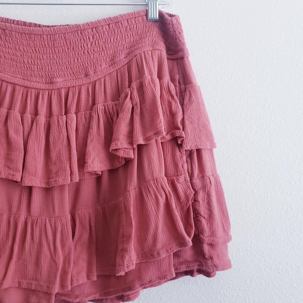 Hollister Ultra High Rise Tier Ruffle Skort - Picture 3 of 6